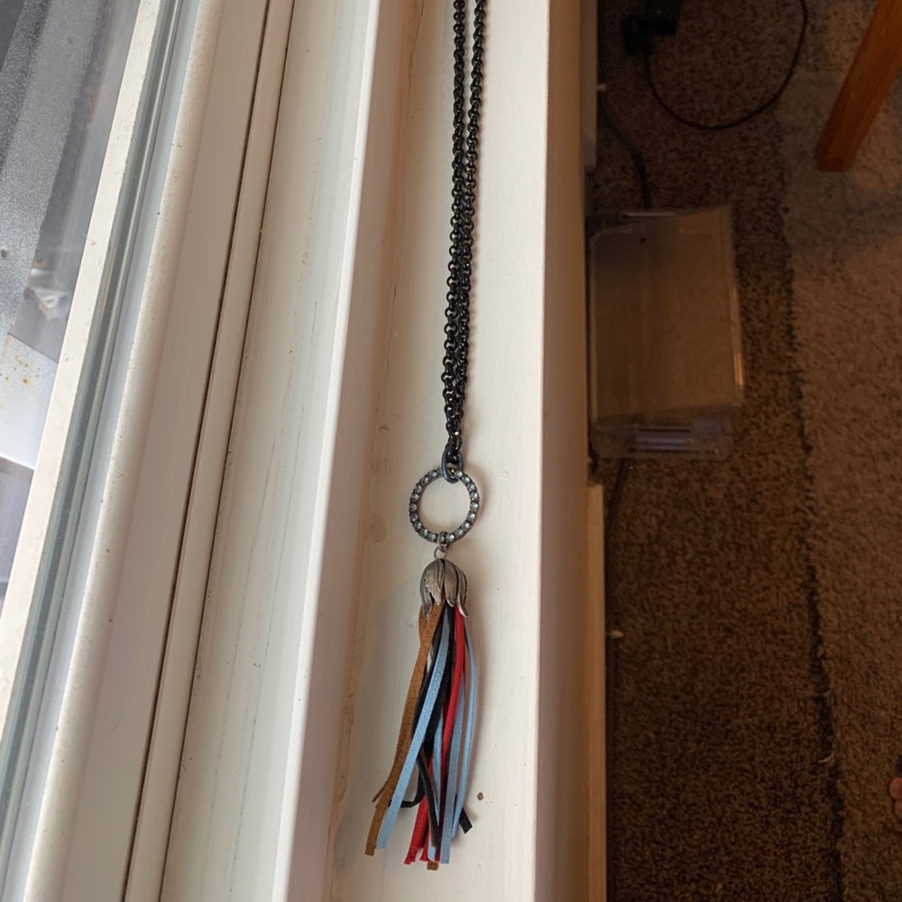 Long chain necklace with tassel